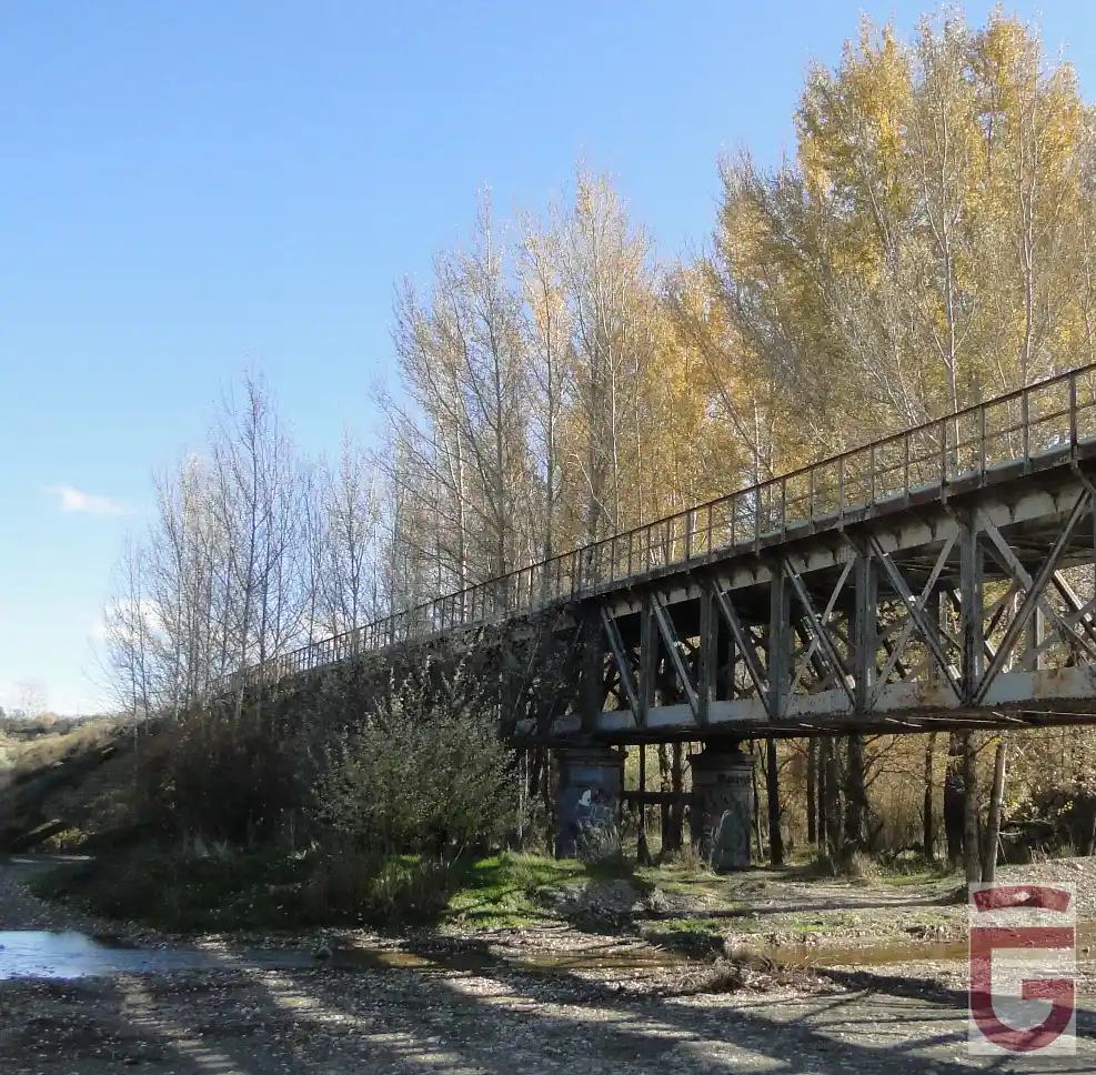 Puente de hierro de Caniles sobre el río Baza (punto 12)