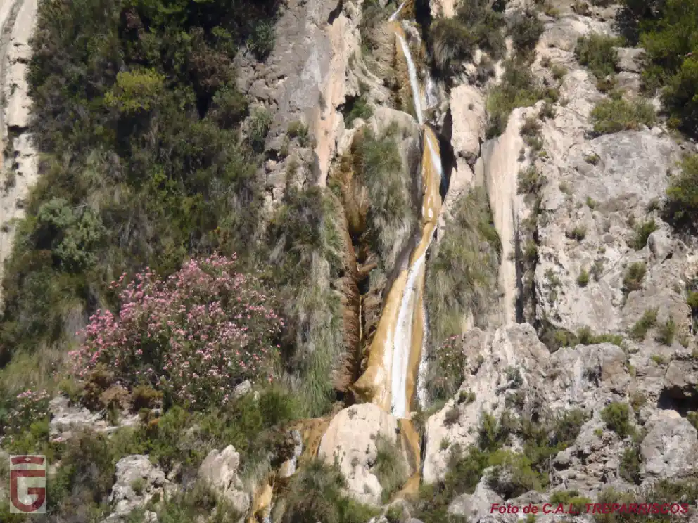 Cascada del Barranco de la Cueva de Fúnes